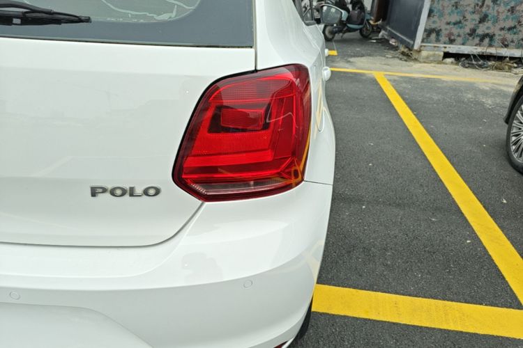 Volkswagen Polo 2015 #8 Volkswagen Polo 2015 car image #8