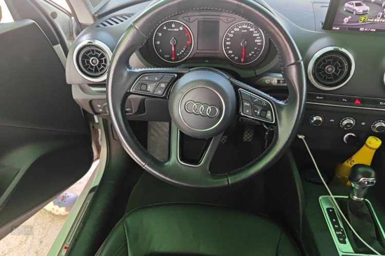 Audi A3 2019 #12 Audi A3 2019 car image #12