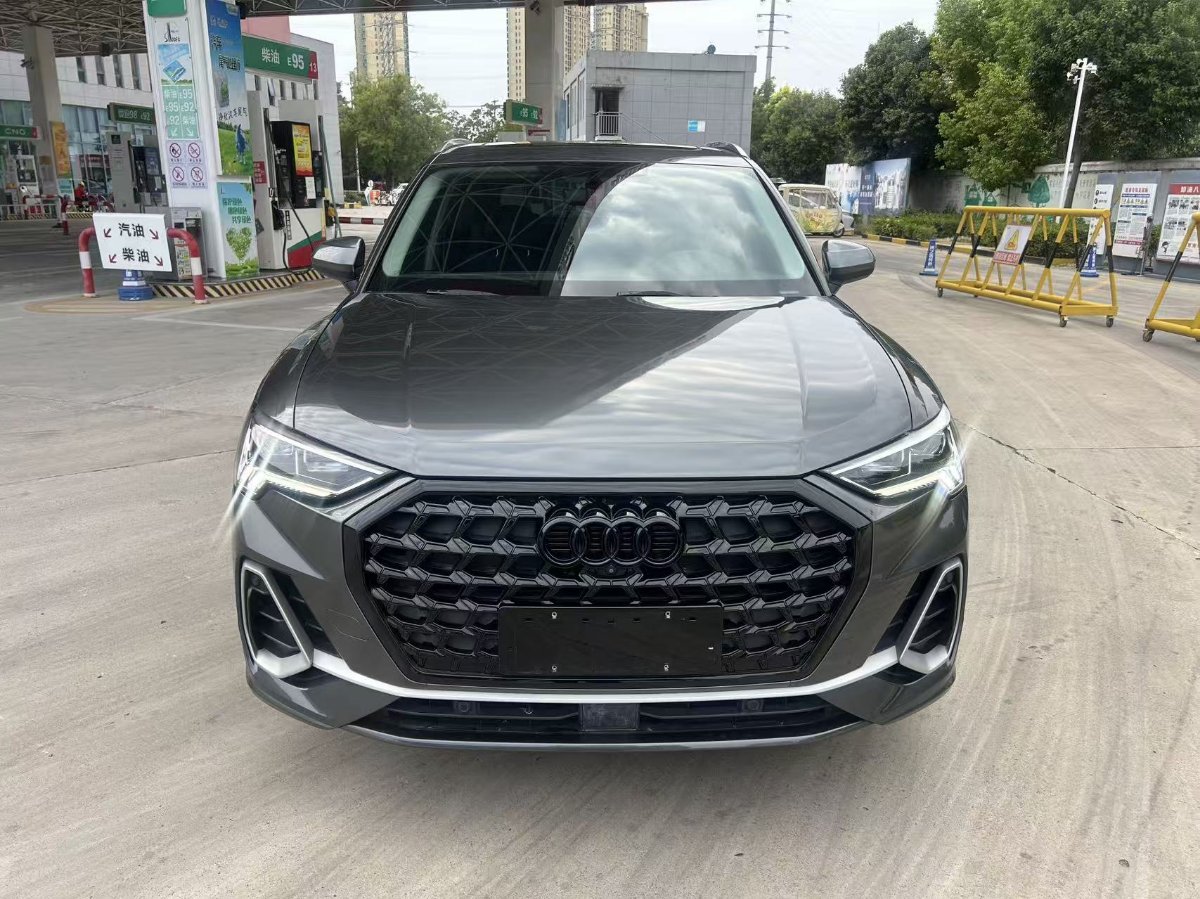 Audi Q3 2022 Audi Q3 2022 car image