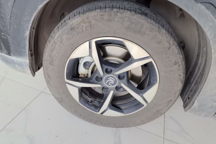 BYD YuanUP 2024 #9 BYD YuanUP 2024 car image #9