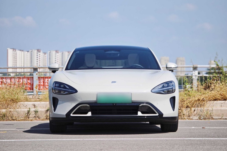 MI SU7 2025 car image #3