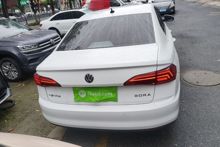 Volkswagen Bora 2022 car image #6