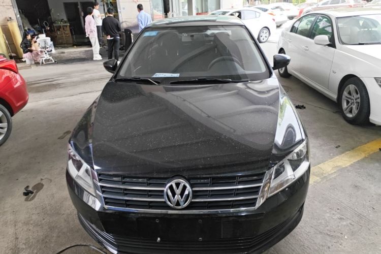 Volkswagen Lavida 2017 car image #3
