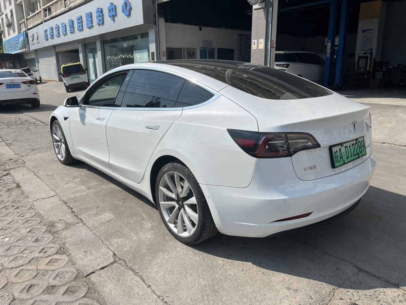 Tesla Model 3 2020 imagem de carro #7