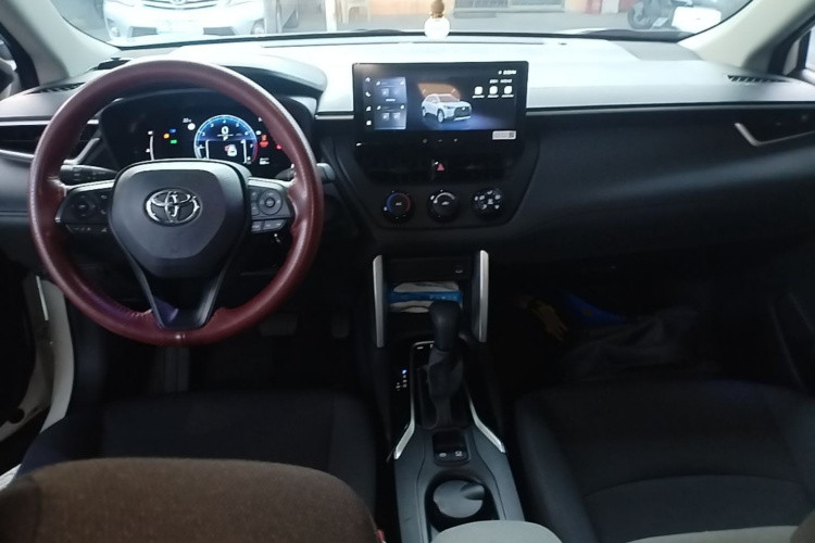 Toyota Corolla Cross 2024 #10 Toyota Corolla Cross 2024 car image #10