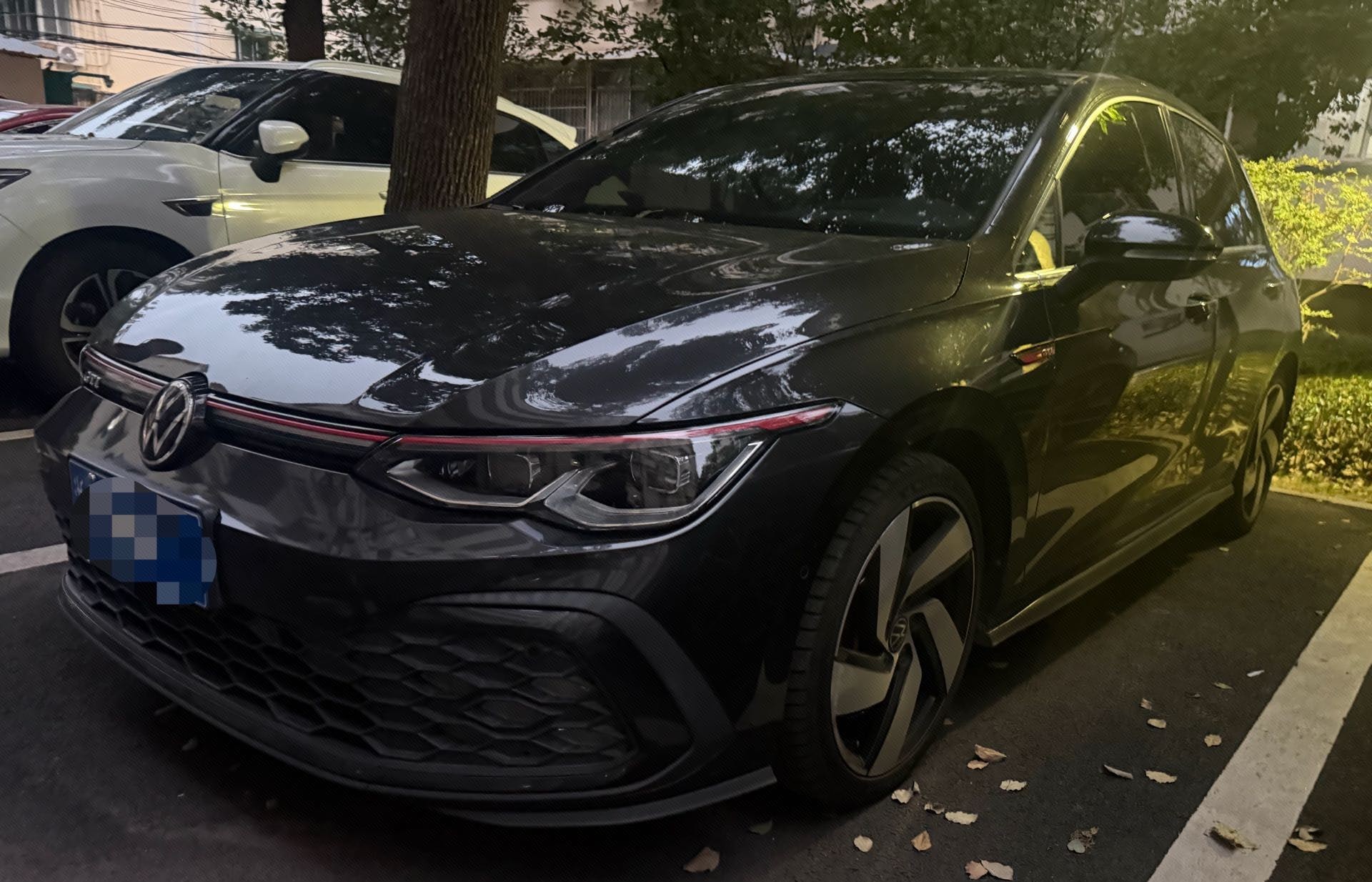 Volkswagen GolfGTI 2022 car image 