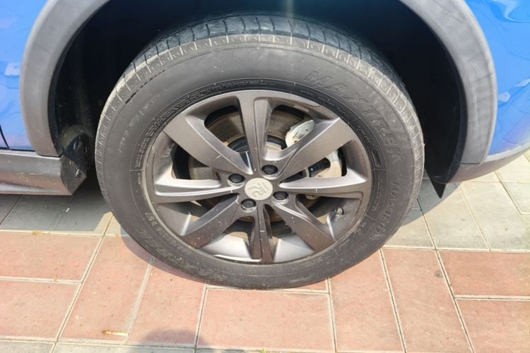 BYD Yuan New Energy 2018 #9 BYD Yuan New Energy 2018 car image #9