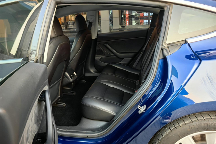 Tesla Model 3 2019 #16 Tesla Model 3 2019 car image #16