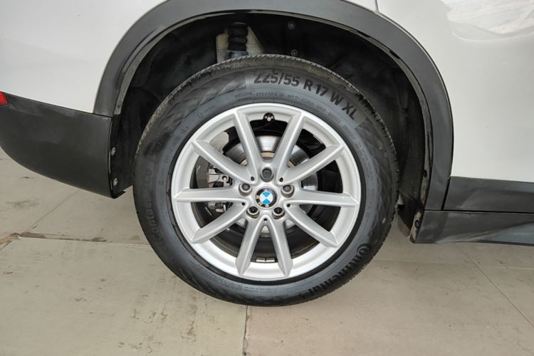 BMW X1 2018 car image #10