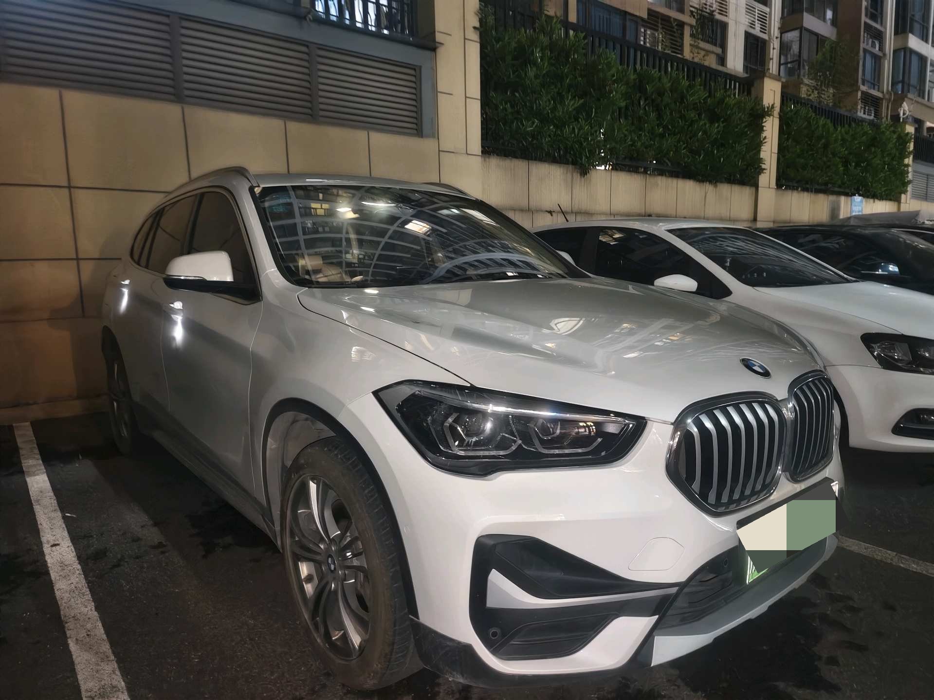 BMW X1 New Energy 2020 car image #3