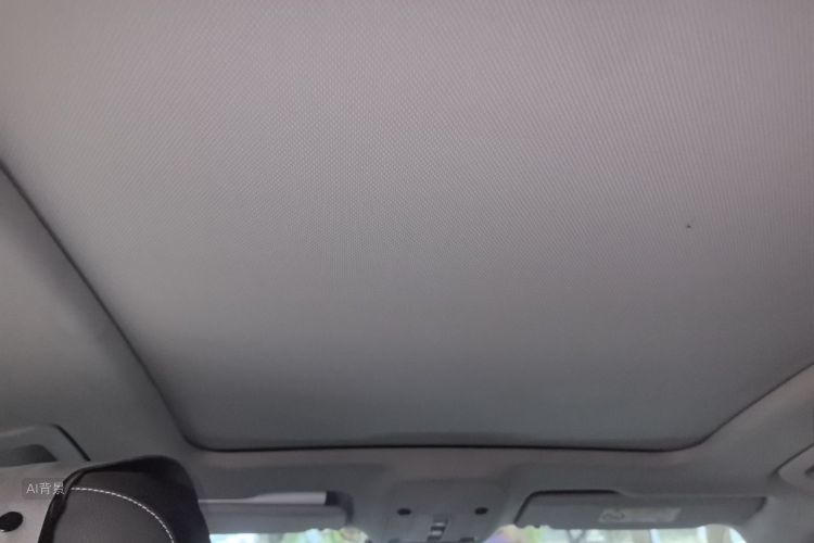 Audi Q3 2019 car image #20