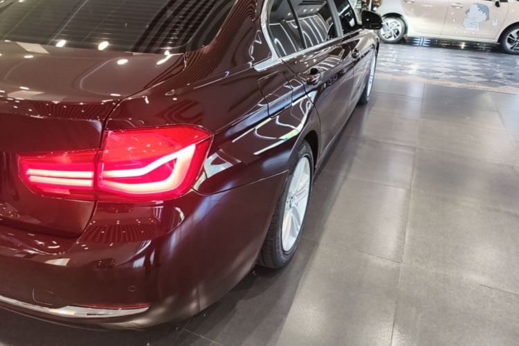 BMW 3 Series 2017 car image #8