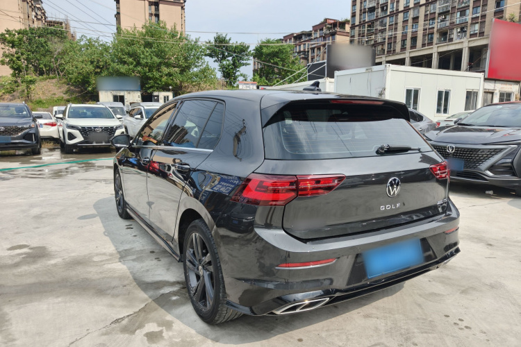Volkswagen Golf 2022 car image #5
