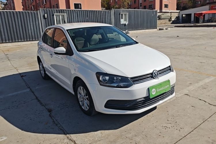 Volkswagen Polo 2017 car image #4