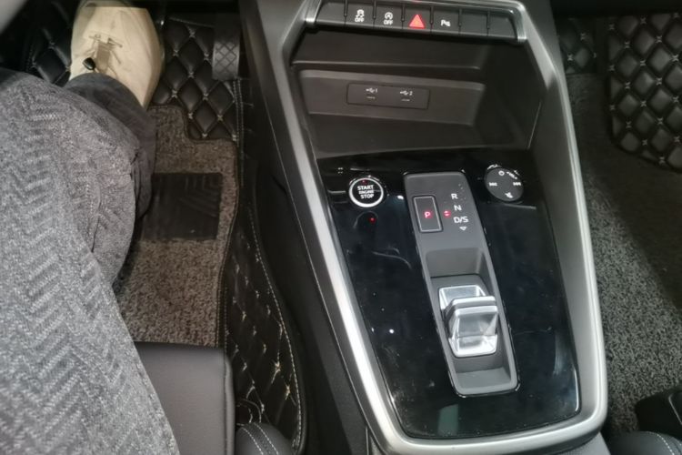 Audi A3 2022 car image #18