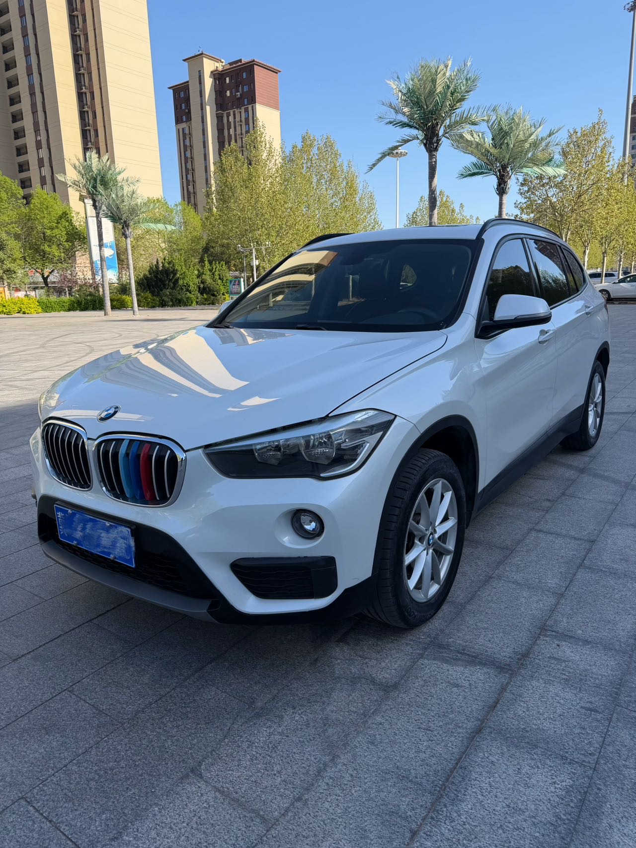BMW X1 2018 BMW X1 2018 car image