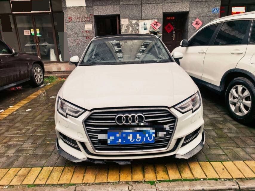 2019 изображение автомобиля #2