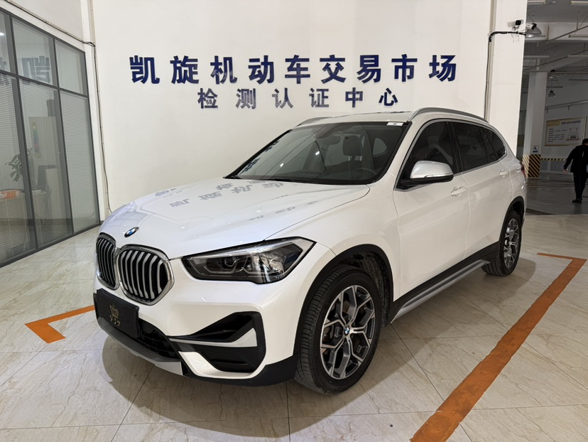 BMW X1 2023 BMW X1 2023 صورة سيارة