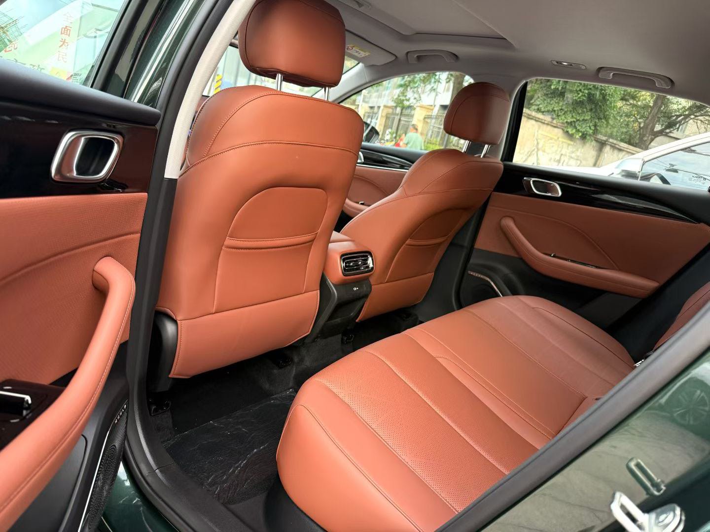 GEELY Emgrand 2025 #8 GEELY Emgrand 2025 car image #8