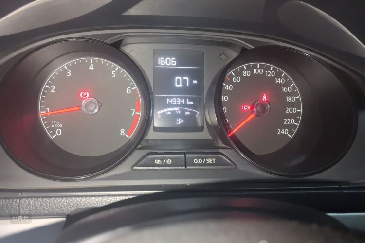 Volkswagen Lavida 2017 car image #14