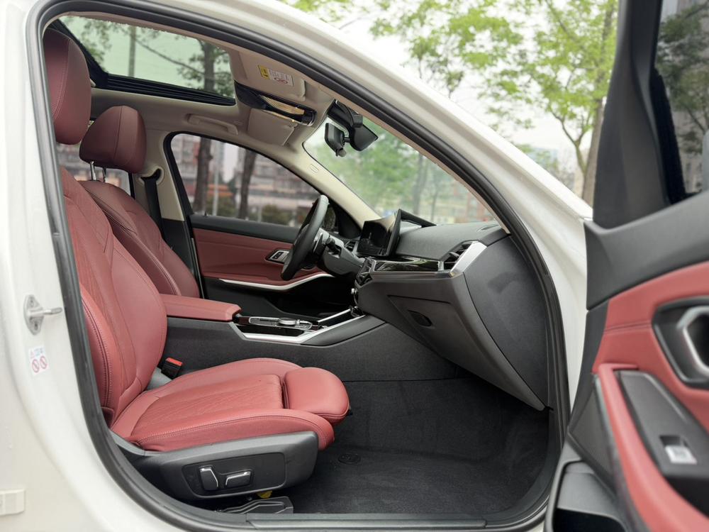 BMW 3 Series 2023 #16 BMW 3 Series 2023 car image #16