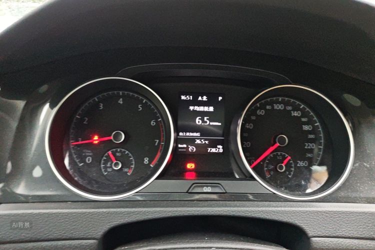 Volkswagen Golf 2020 car image #13