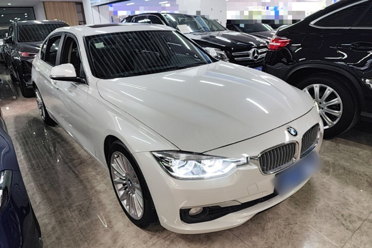 BMW 3 Series 2018 car image #4