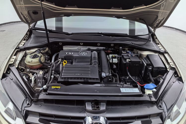 Volkswagen Golf 2018 #30 Volkswagen Golf 2018 car image #30