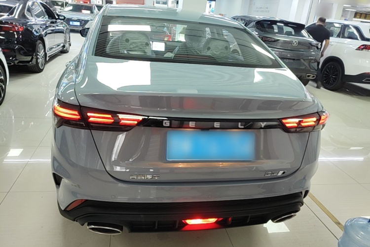 GEELY Binray 2026 car image #4