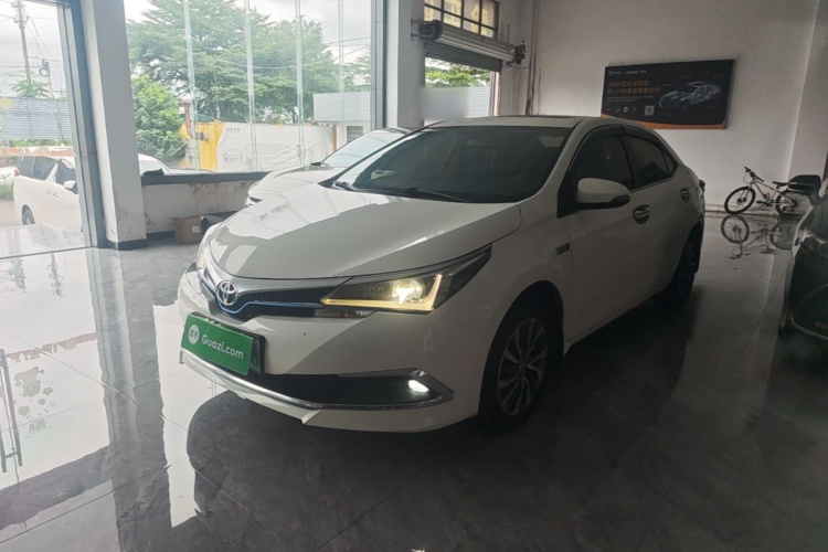 丰田 卡罗拉双擎E+ 2019 汽车图片 #2