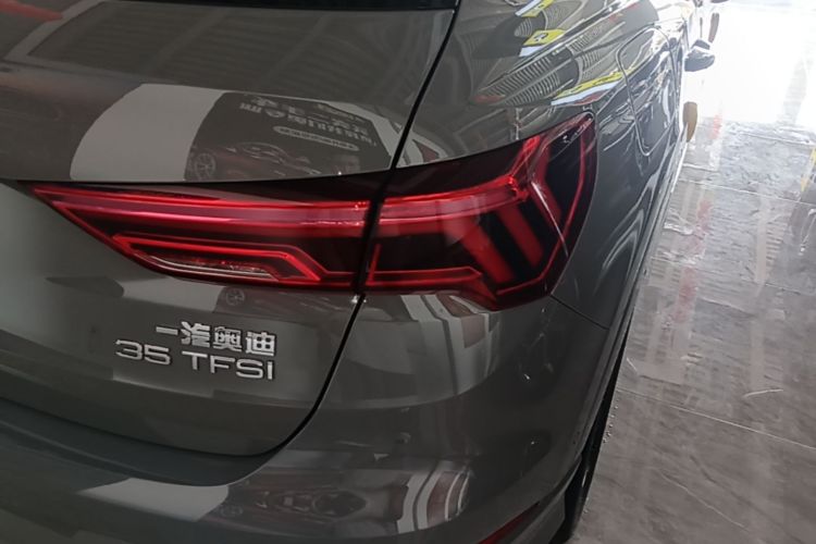 Audi Q3 2024 #8 Audi Q3 2024 car image #8