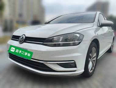 Volkswagen Golf 2018 car image 