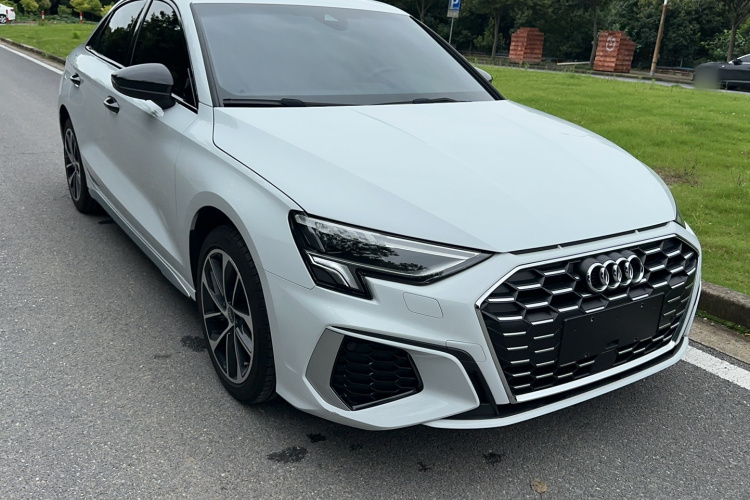 Audi A3 2024 car image #4