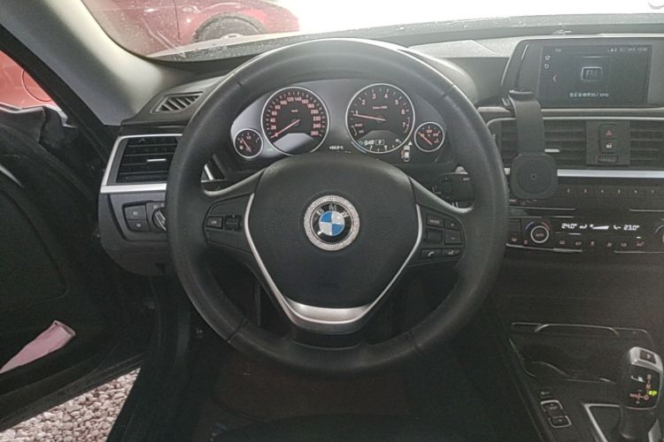 BMW 3 Series GT 2018 #11 BMW 3 Series GT 2018 car image #11