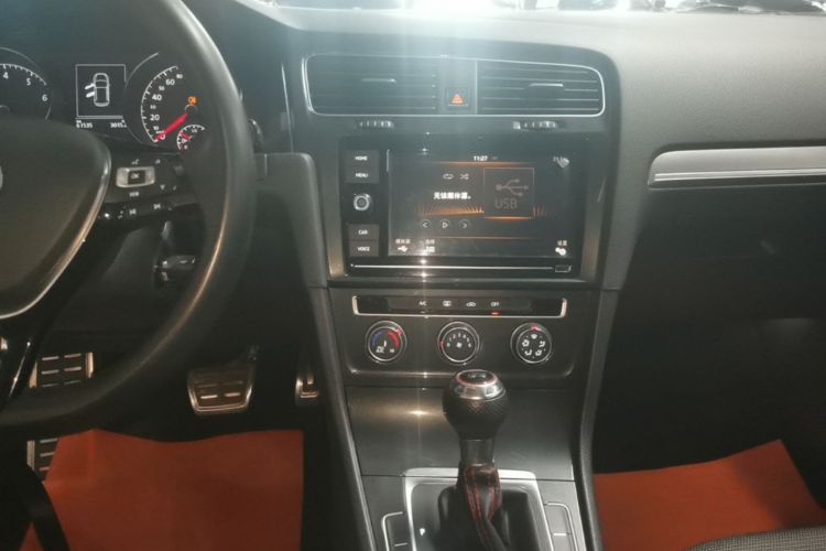 Volkswagen Golf 2019 #13 Volkswagen Golf 2019 car image #13