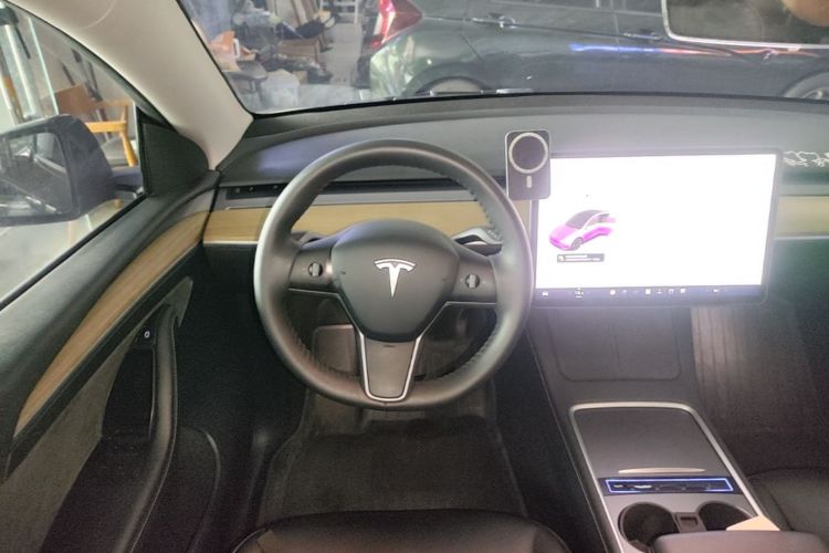Tesla Model Y 2021 #11 Tesla Model Y 2021 immagine di auto #11