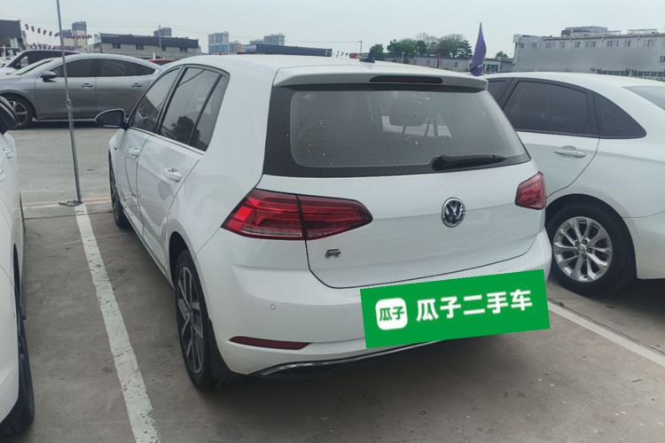 Volkswagen Golf 2020 #5 Volkswagen Golf 2020 car image #5