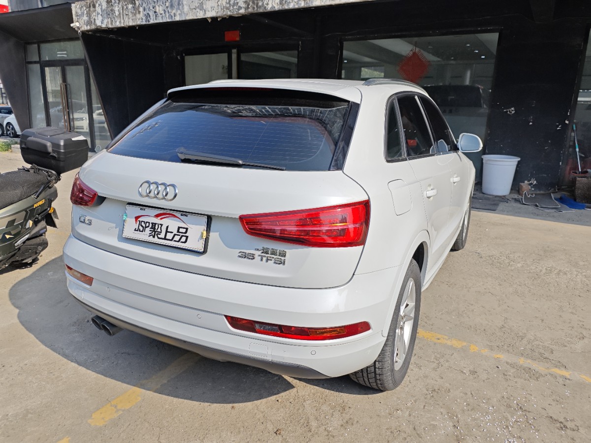 Audi Q3 2017 imagem de carro #10