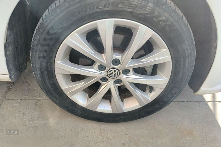 Volkswagen Lavida 2018 car image #9