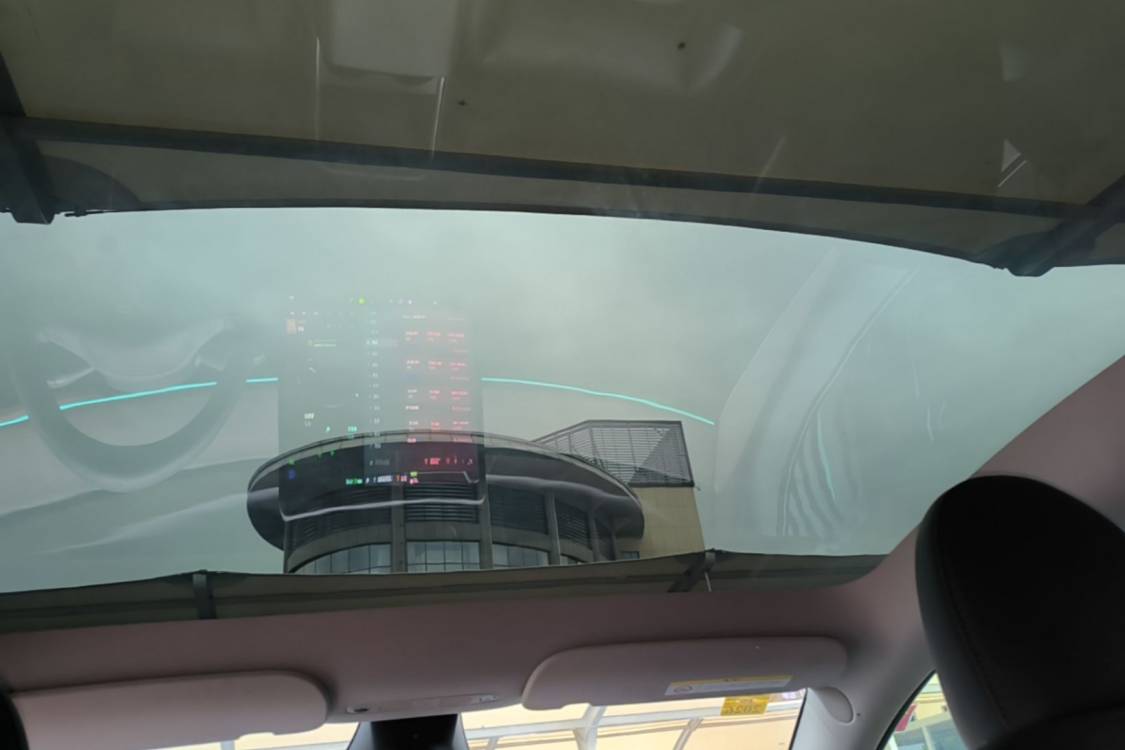 Tesla Model Y 2024 #9 Tesla Model Y 2024 immagine di auto #9