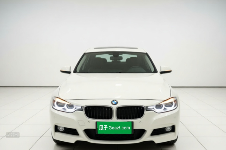 BMW 3 Series 2018 car image #3