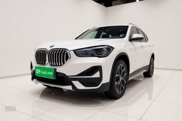 BMW X1 2022 car image #2