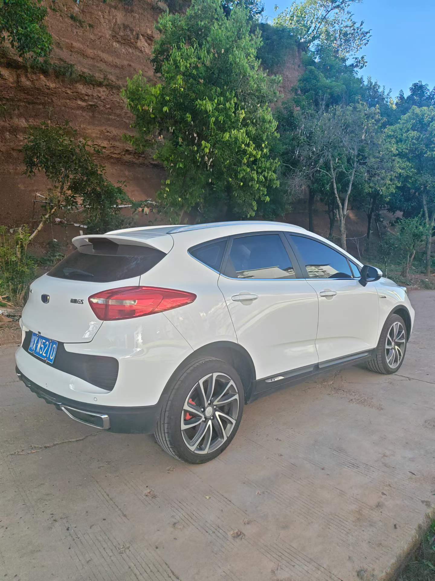GEELY Emgrand GS 2018 imagem de carro #7