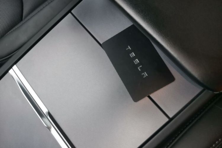 Tesla Model 3 2023 #9 Tesla Model 3 2023 car image #9