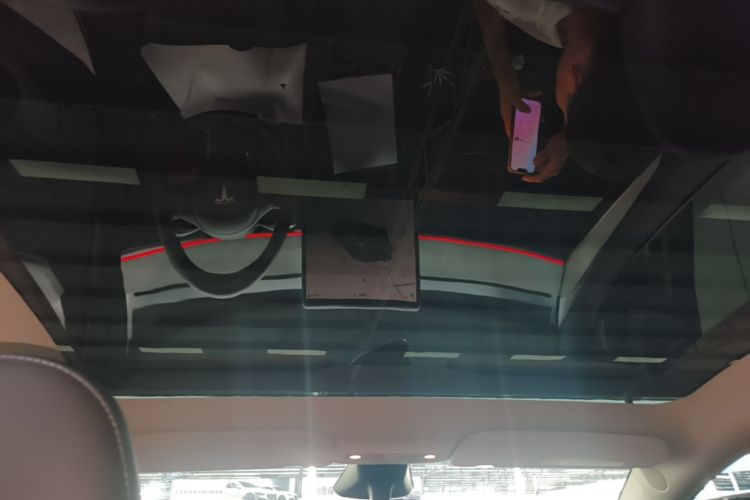 Tesla Model Y 2024 #18 Tesla Model Y 2024 car image #18
