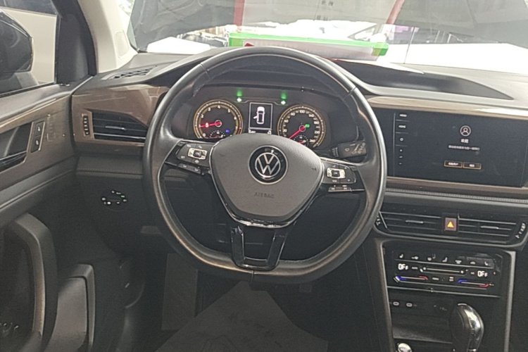 Volkswagen Tharu 2021 #11 Volkswagen Tharu 2021 car image #11