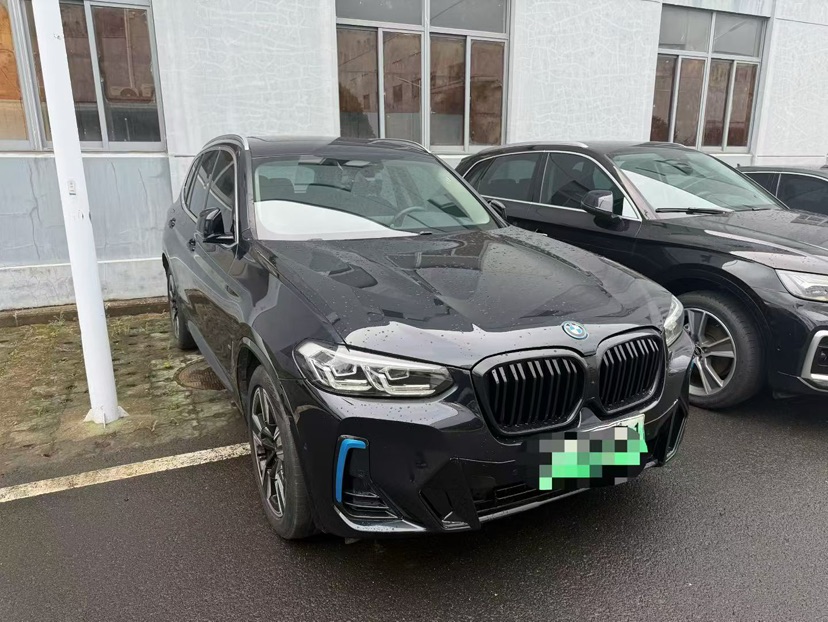 BMW iX3 2021 #2 BMW iX3 2021 car image #2