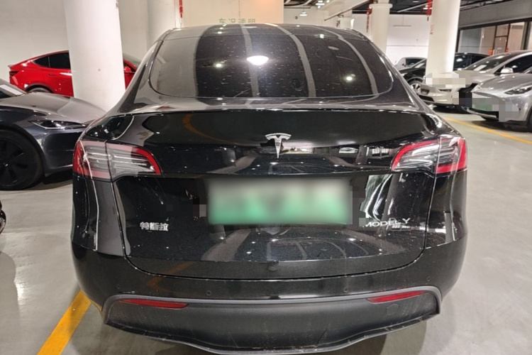 Tesla Model Y 2022 #6 Tesla Model Y 2022 car image #6