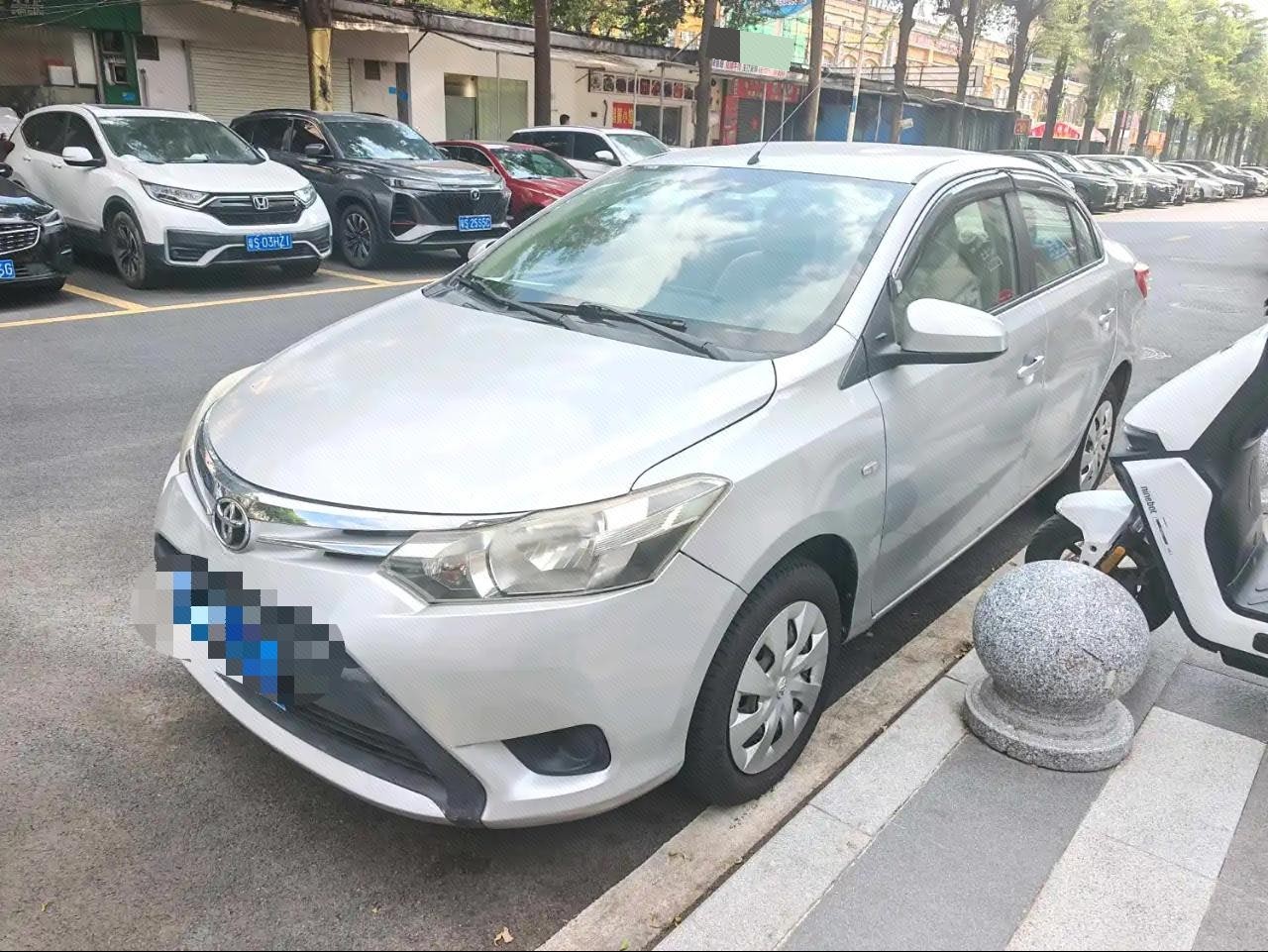 2014 2014 car image