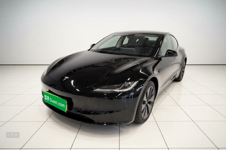 Tesla Model 3 2023 car image #2